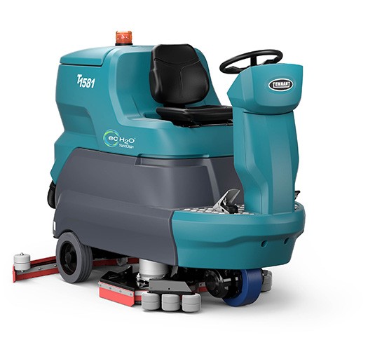 T1581 Ride-On Floor Scrubber alt 6